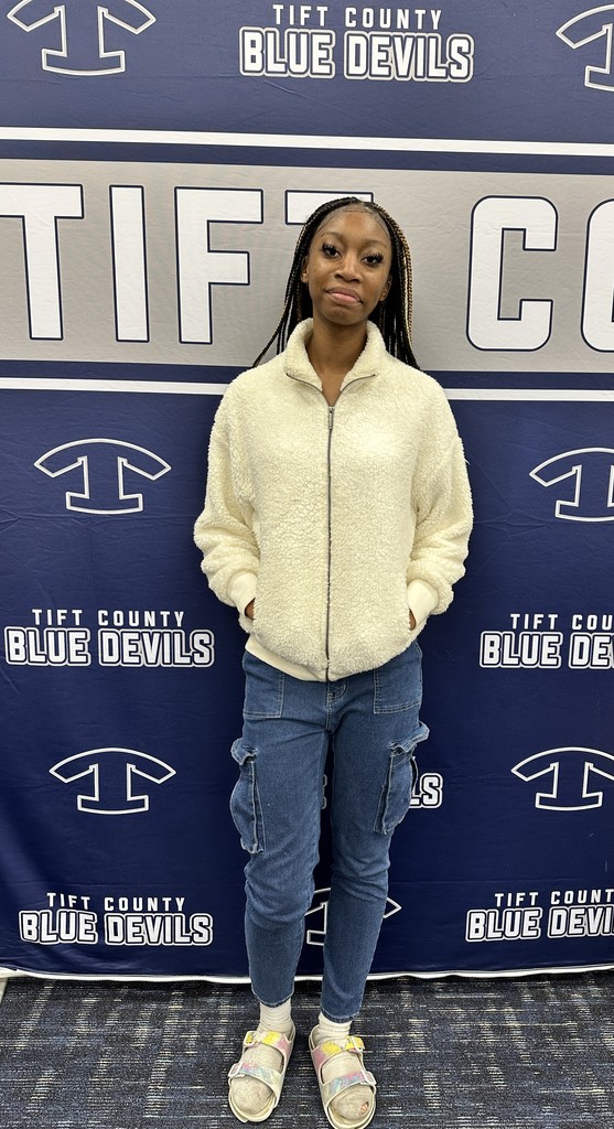 10th Grade: Jakayla Reid