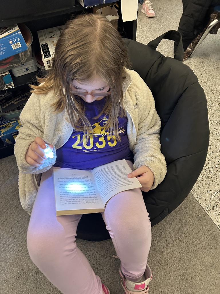 Flashlight Reading
