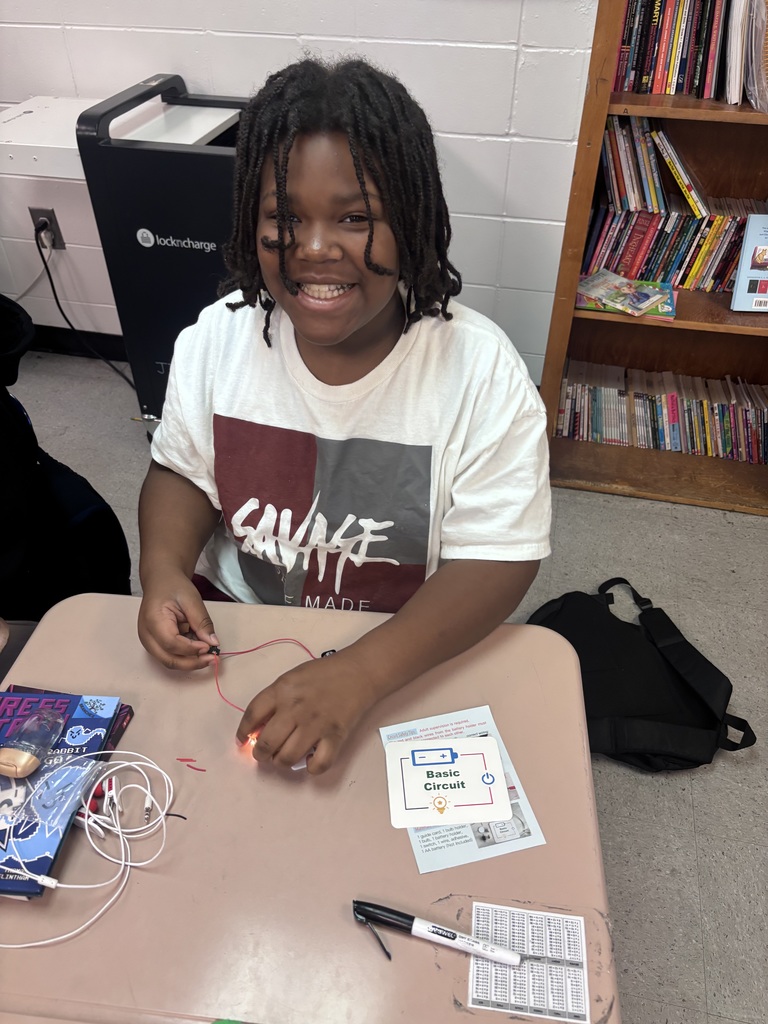Mrs. Mayberry's 5th graders lit up their learning with circuits! 🪫💡#wearejtr #4theT