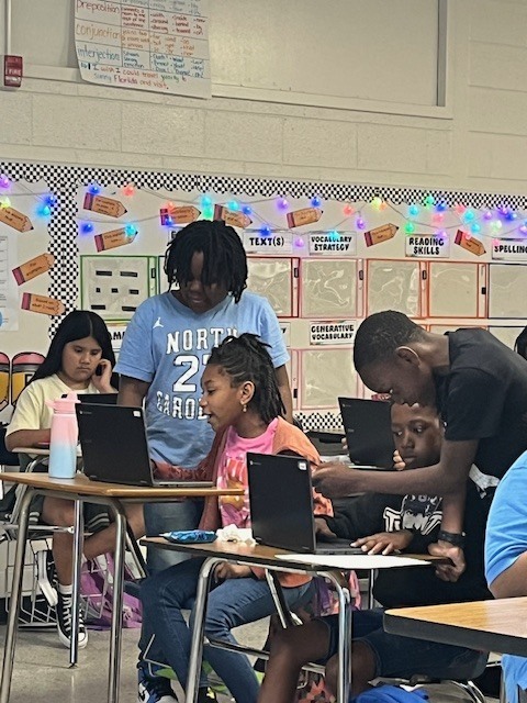 Students in Mrs. White's 4th-grade class engaged in writing with peer tutoring and peer revision. We can learn from one another! 💙✍🏻 #wearejtr #4theT