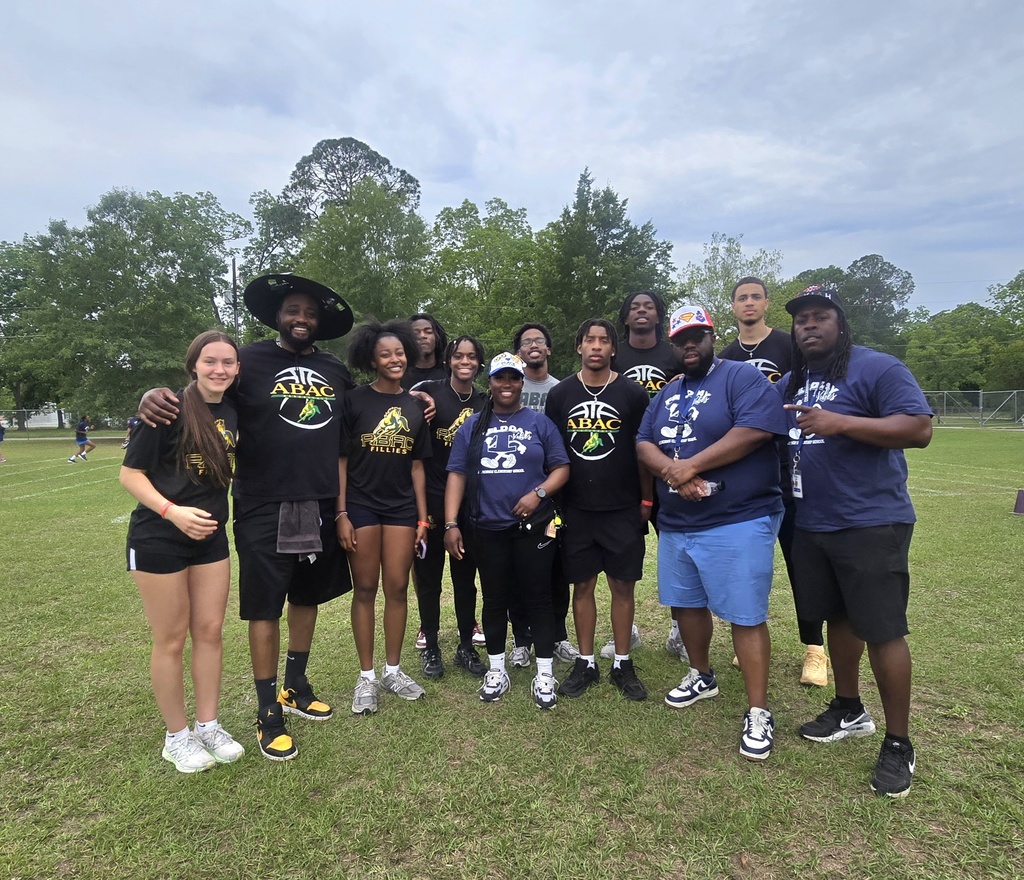 ABAC Basketball team helps with field day!