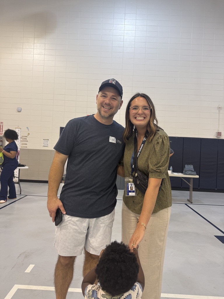 Thank you to the volunteers who made the Back to School Bash a huge success! 📙 ✏️🤩🩵#wearejtr #4theT