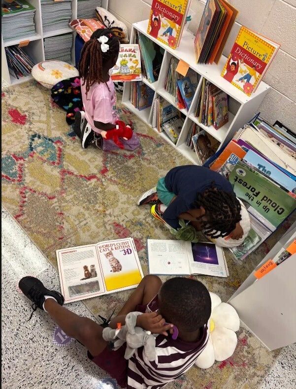 Learning is better when we learn together! 💛 Our first graders are busy exploring, practicing, creating, and growing through engaging learning centers. 📚✏️✨