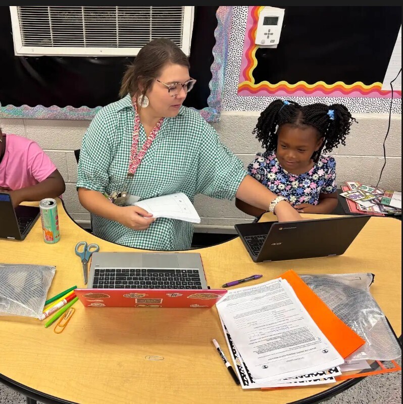 Learning is better when we learn together! 💛 Our first graders are busy exploring, practicing, creating, and growing through engaging learning centers. 📚✏️✨