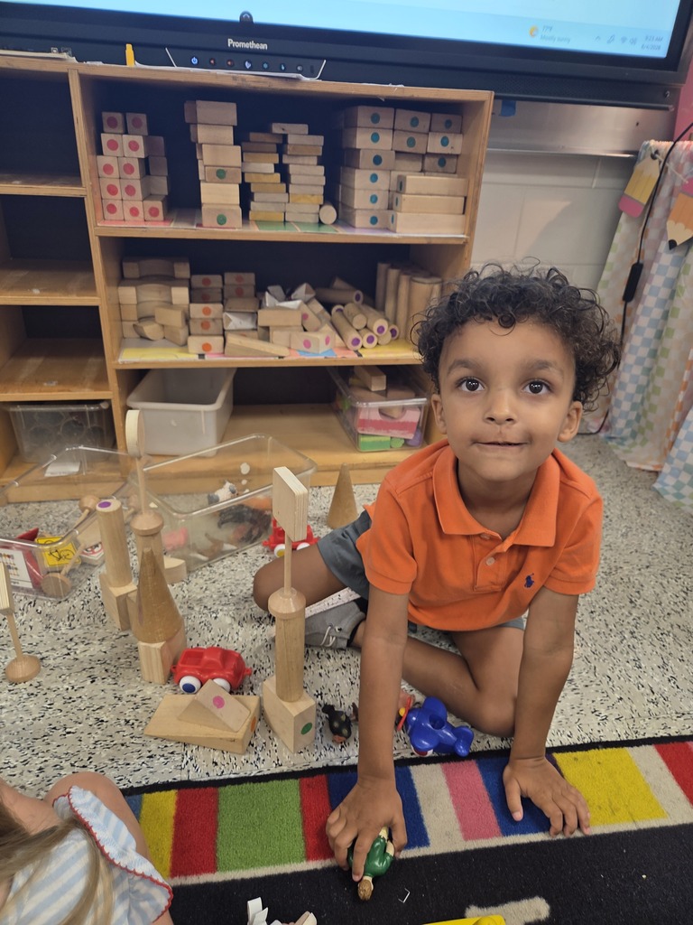 Mrs. Gowdy's Pre-K students are enjoying building and creating patterns during center time. 🩵 #wearejtr #4theT