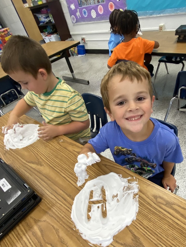 Students in Ms. Mitchell and Ms. Marchant's kindergarten classroom did a wonderful job practicing writing their letters and names and building patterns! We are so proud of these little learners and their hard work. 💙😀 #wearejtr #4theT