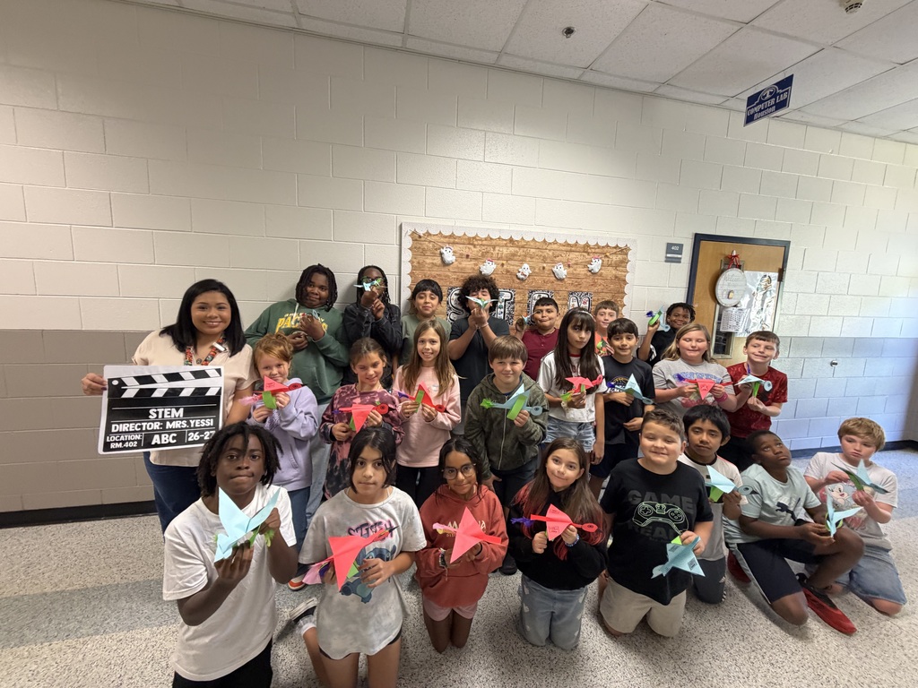 Mrs. Richardson's class learned about wings in STEM