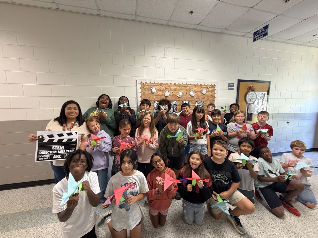 Mrs. Richardson's class learned about wings in STEM
