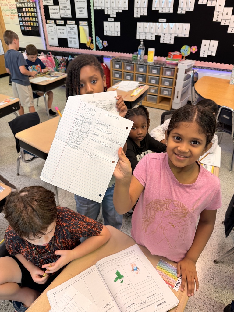 Mrs. Fraser’s second grade class had a wonderful time learning how to brainstorm ideas for their imaginative narratives! Students shared creative thoughts, discussed exciting story possibilities, and began planning their very own adventures. We can’t wait to see their imaginations come to life! 📝💙