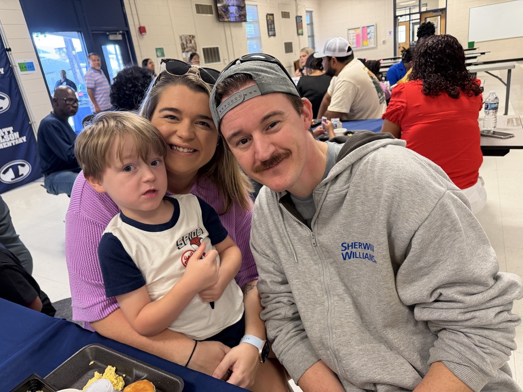 #GritsWithGrands #GrandparentsDay #SchoolFamily #MakingMemories #CommunityFirst #WarmHugsAndWarmGrits