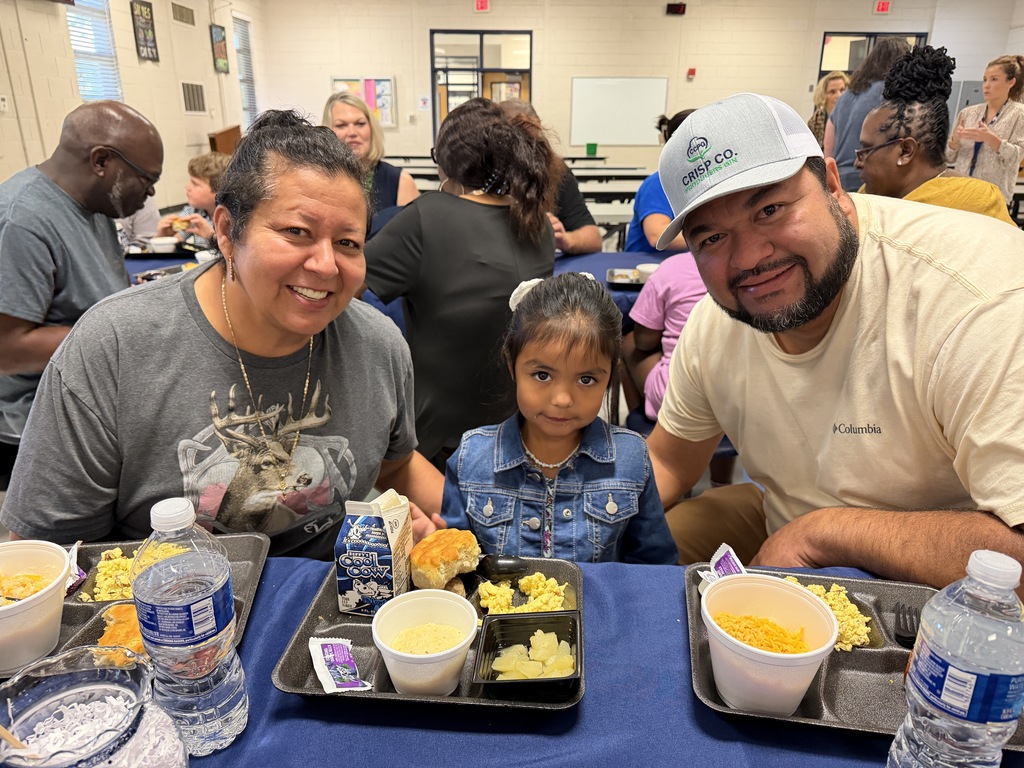 #GritsWithGrands #GrandparentsDay #SchoolFamily #MakingMemories #CommunityFirst #WarmHugsAndWarmGrits
