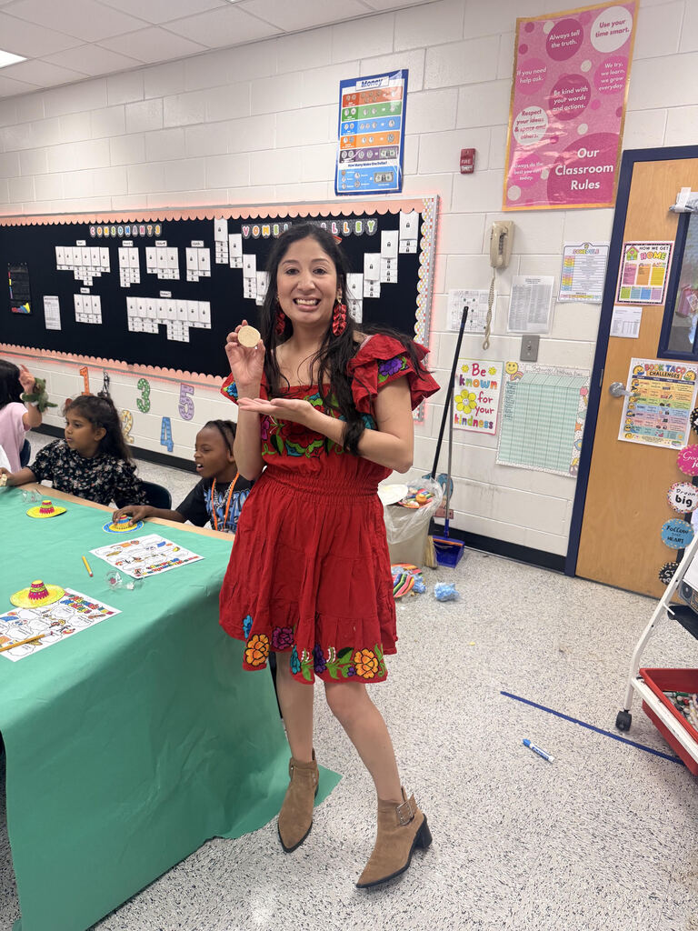 Mrs. Contreras’s second-grade students had a festive time learning about and celebrating Mexico’s Independence Day! 🥳Students explored Mexico’s culture, history, and traditions while discovering fun facts about the country. They enjoyed playing Lotería, learning about Mexican traditions, and sampling special treats. It was a fun-filled time of learning, celebrating, and making memories! ❤️🤍💚