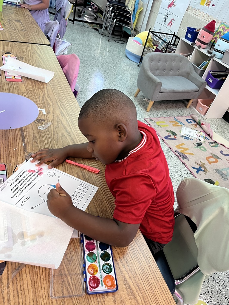 Mrs. Webster’s class found rhyming words in Humpty Dumpty then had a great time painting the picture with watercolors for our rhyming book