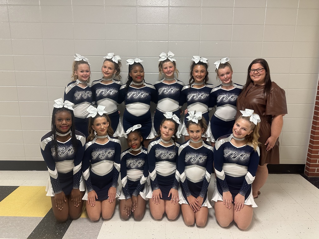 MIDDLE SCHOOL COMP CHEER