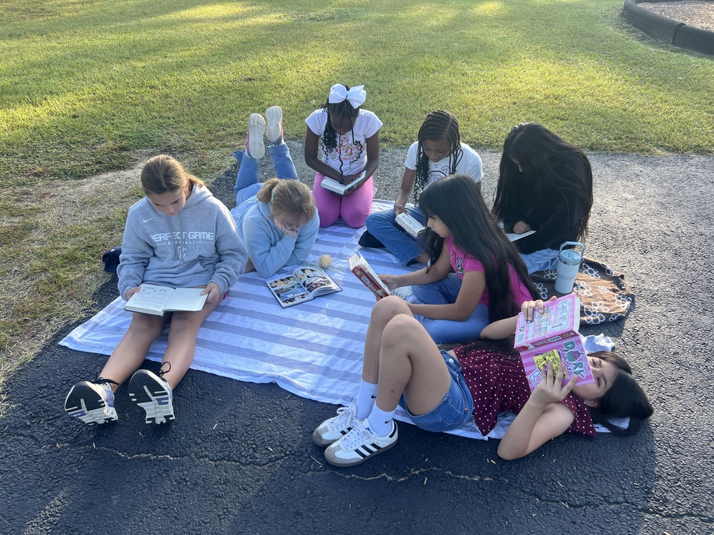 Omega Elementary School students on GA Reads Day