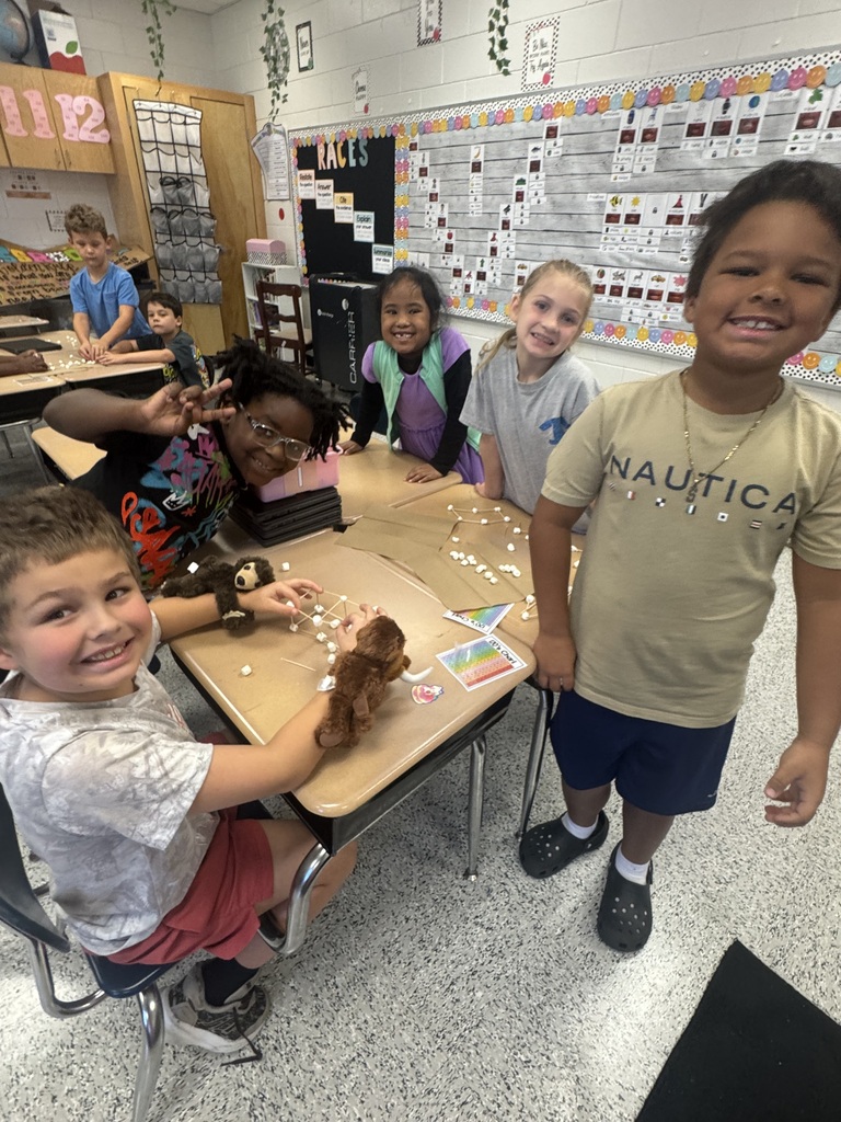 Students in Ms. Carter's 2nd-grade class created various structures to explore how atoms work together and can be assembled and reassembled to form new structures. 💙 #wearejtr #4theT