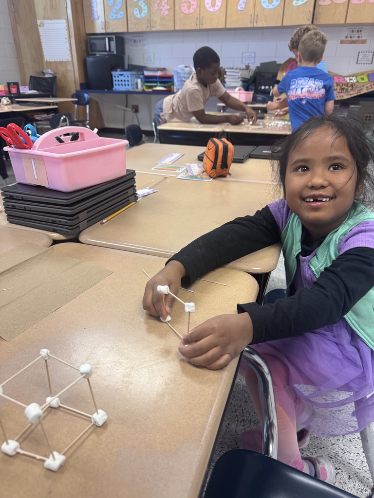 Students in Ms. Carter's 2nd-grade class created various structures to explore how atoms work together and can be assembled and reassembled to form new structures. 💙 #wearejtr #4theT