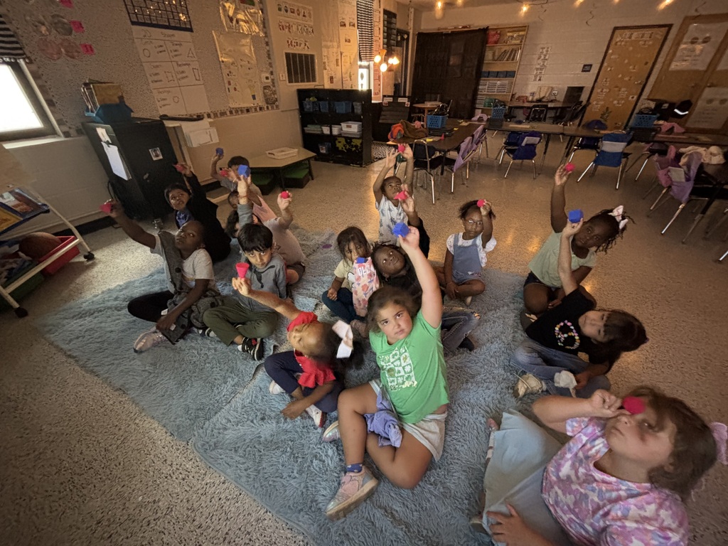 Mrs. Cromer’s class has been busy learning and having fun! 🌿🔍 In math, we went on a nature hunt to practice our vocabulary words above and below and played shape hide-and-seek. In science, we are learning about different materials, so we got creative and made our own animals out of clay! We love learning through hands-on activities! 💚