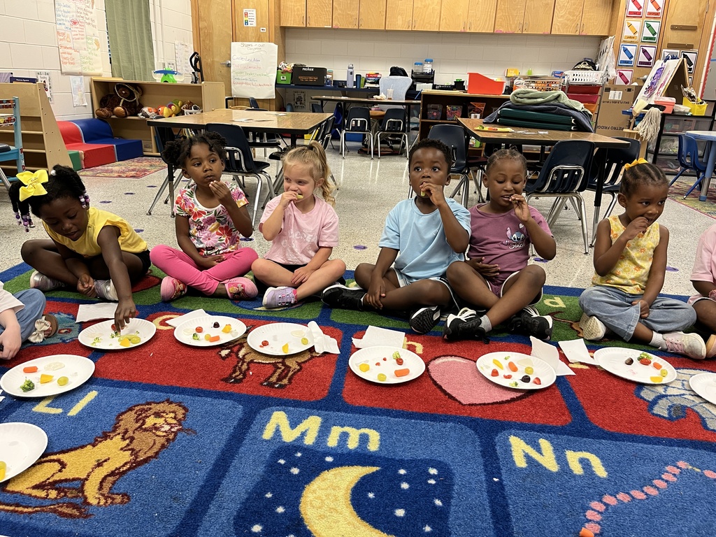 This week, Ms. Elisa and Ms. McCall's Pre-K class learned about making healthy choices, including eating nutritious foods and practicing good hygiene. 🥦🧼 Today, they enjoyed some “healthy popsicles” and held a taste test featuring sweet tomatoes, broccoli, carrots, strawberries, purple grapes, cotton candy grapes, kiwi, and mango. 🍓🥕🥝🥭 Afterward, they recorded which foods they liked. When the children tasted the cotton candy grapes, one said, “You tricked us! These taste like cotton candy, but there’s no cotton candy inside!” 🍇 That fun surprise explains some of their silly faces! 😄 #wearejtr #4theT