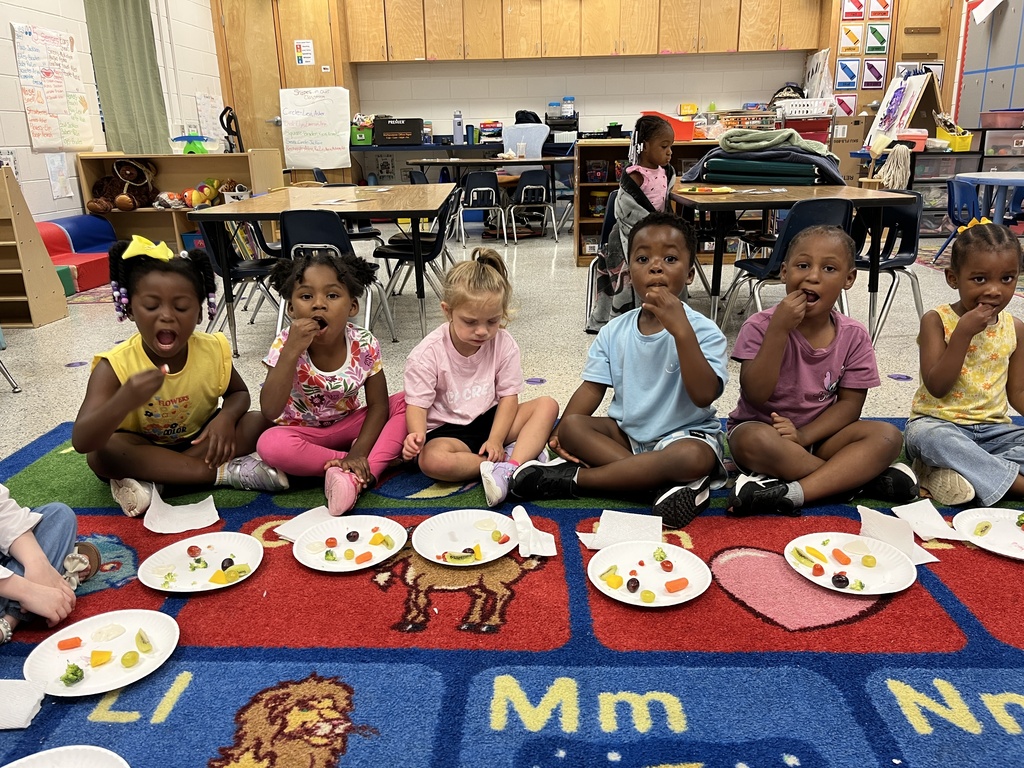 This week, Ms. Elisa and Ms. McCall's Pre-K class learned about making healthy choices, including eating nutritious foods and practicing good hygiene. 🥦🧼 Today, they enjoyed some “healthy popsicles” and held a taste test featuring sweet tomatoes, broccoli, carrots, strawberries, purple grapes, cotton candy grapes, kiwi, and mango. 🍓🥕🥝🥭 Afterward, they recorded which foods they liked. When the children tasted the cotton candy grapes, one said, “You tricked us! These taste like cotton candy, but there’s no cotton candy inside!” 🍇 That fun surprise explains some of their silly faces! 😄 #wearejtr #4theT