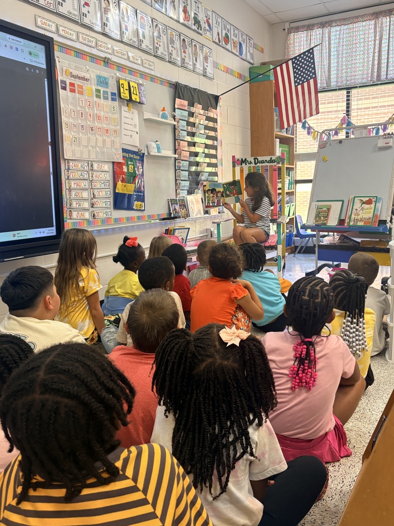 Mrs. Deanda's first grade mystery reader!