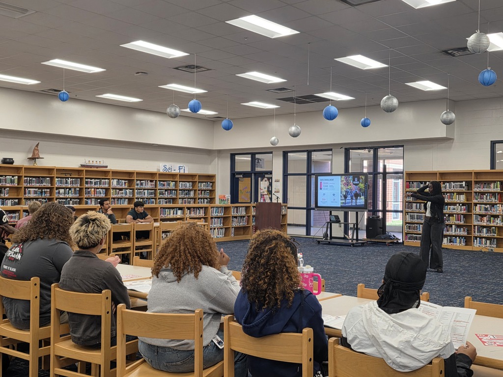 Admissions Counselor from the University of Georgia visits TCHS
