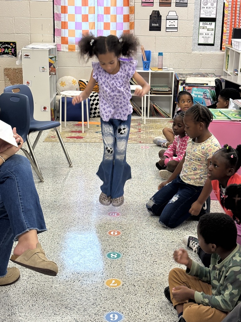 Math is better when you can move with it! ➖🔢 Ms. Leverett’s class brought subtraction to life by hopping along a number line to solve their problems. Learning, moving, and having fun all at once! 📚