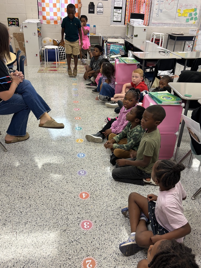 Math is better when you can move with it! ➖🔢 Ms. Leverett’s class brought subtraction to life by hopping along a number line to solve their problems. Learning, moving, and having fun all at once! 📚