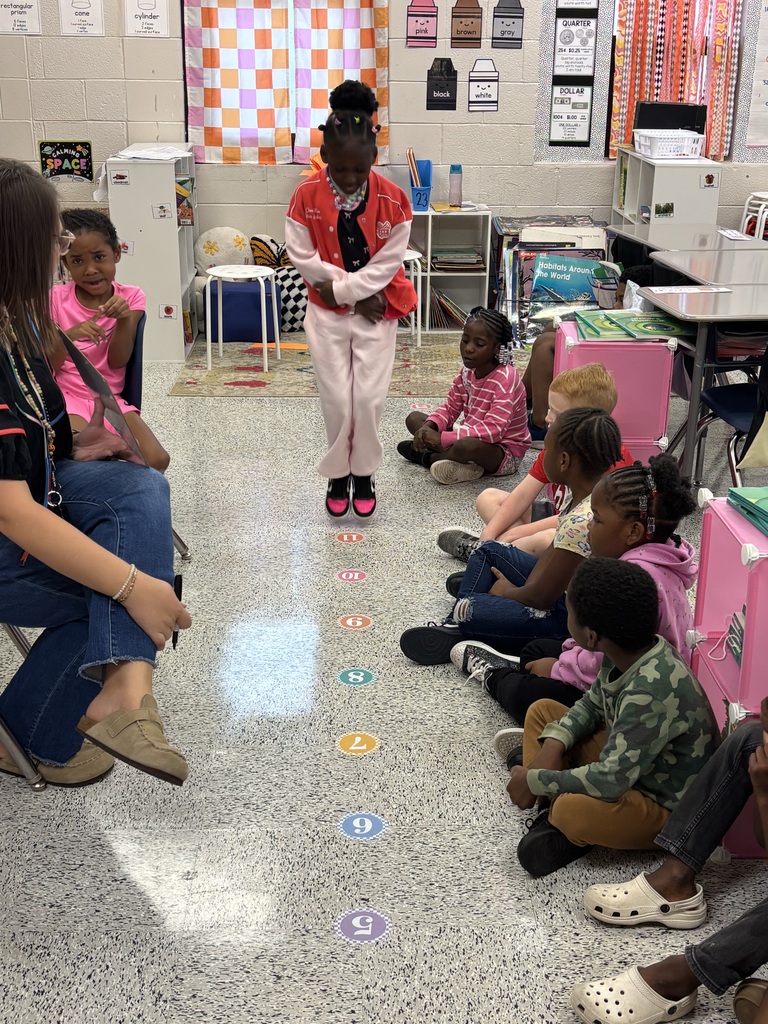 Math is better when you can move with it! ➖🔢 Ms. Leverett’s class brought subtraction to life by hopping along a number line to solve their problems. Learning, moving, and having fun all at once! 📚