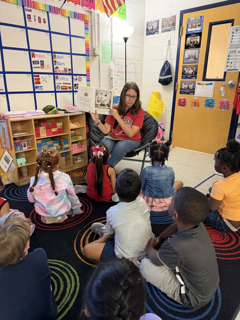 Thank you Mrs Phillips for coming and reading to Mrs Amber’s PreK class for PreK Week! We enjoyed listening to “Scarecrow” and “There Was An Old Lady Who Swallowed A Ghost” 