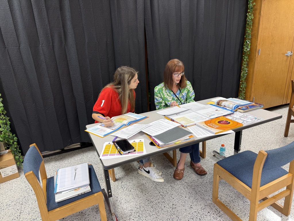 Omega Elementary School teachers collaboratively planning. 