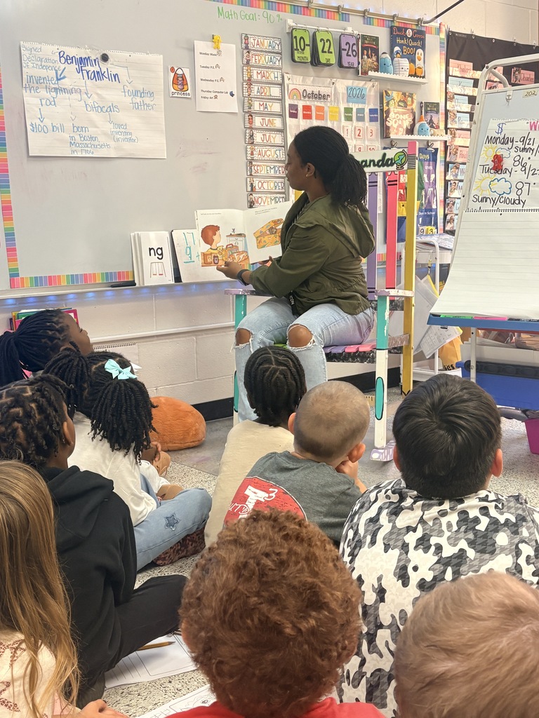 Mrs. Deanda's class has a mystery reader.