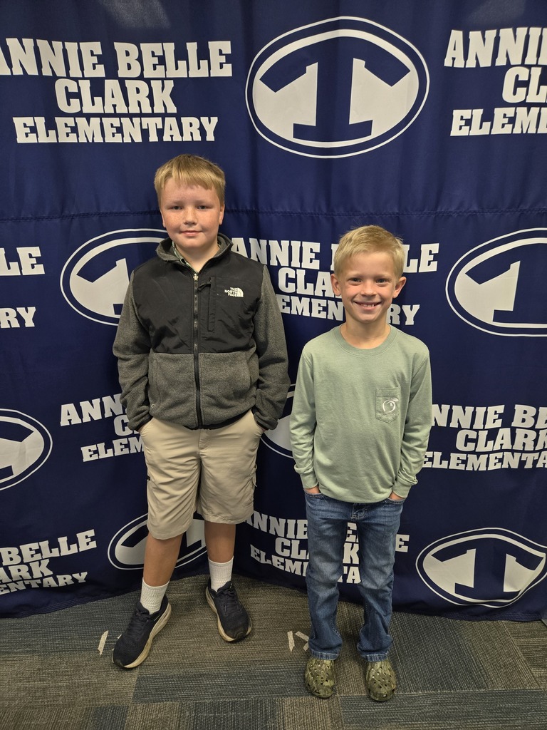 Brooks and Dallas shine at the Fair!