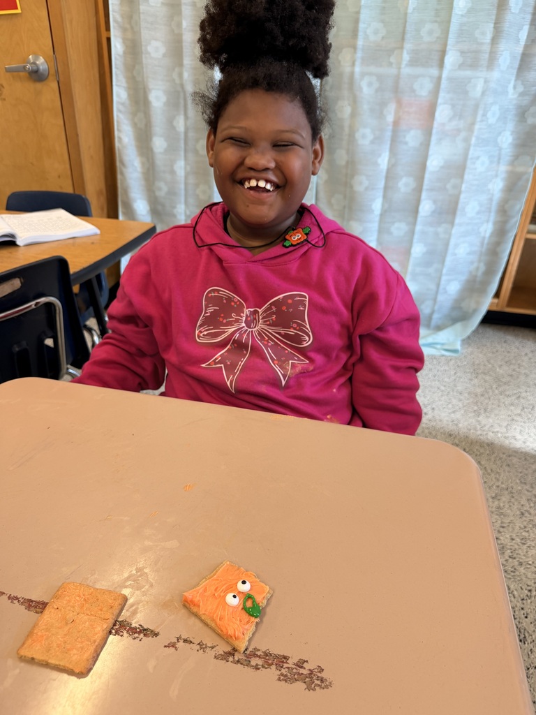 🎃 Happy Birthday, Spookley! 🎉 Mrs. Hess’s class celebrated by reading the book, watching the movie, and making yummy Spookley cookies! 🍪 We also had some spooky learning fun drawing and labeling spiders! 🕷️🕸️