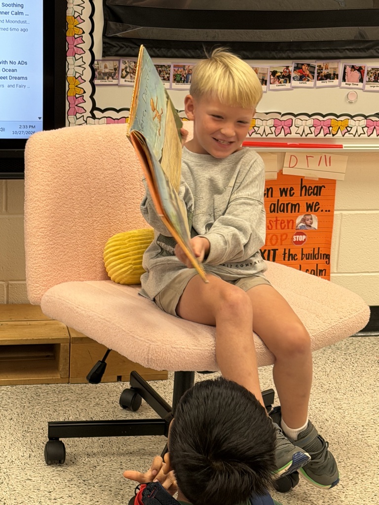 Family Storytime in Pre-K!