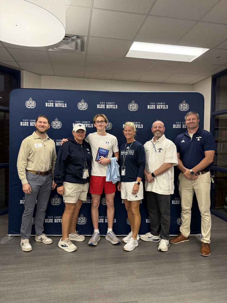 Larkin Saylor Athlete of the Week