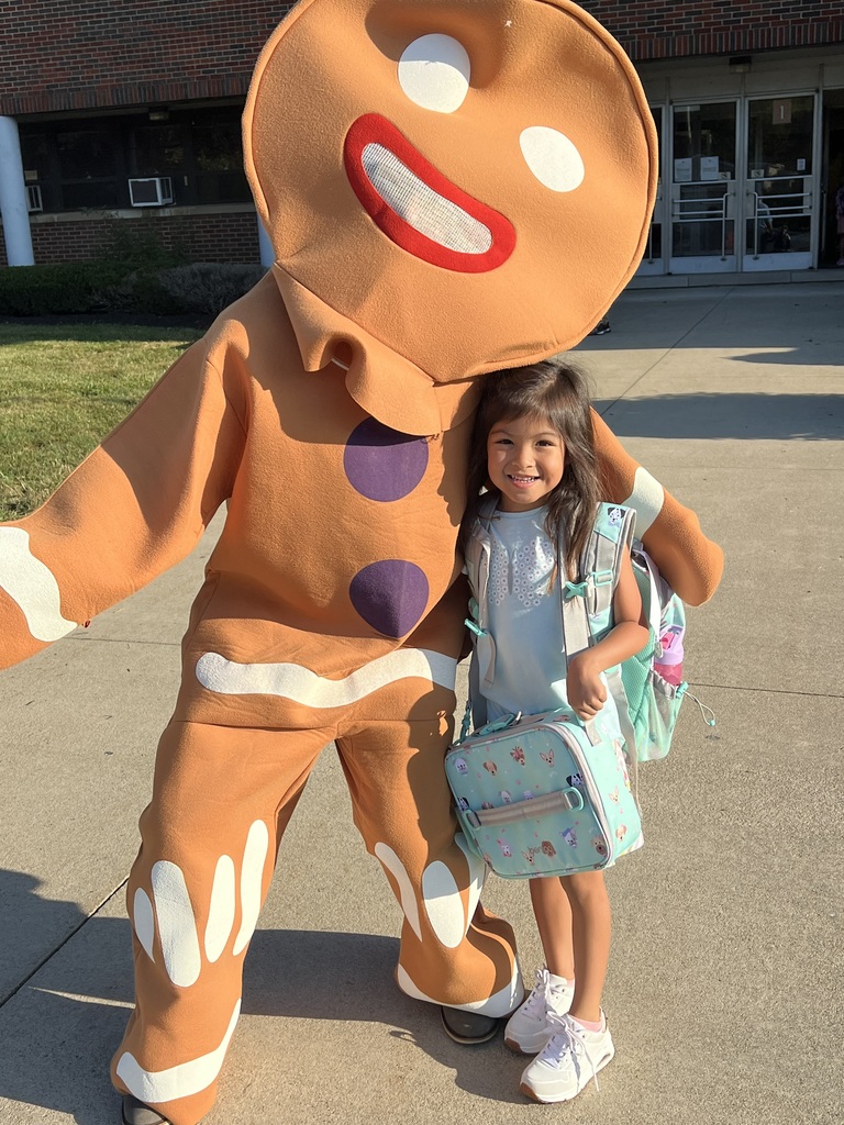 The Gingerbread Man made his debut at Broadway.