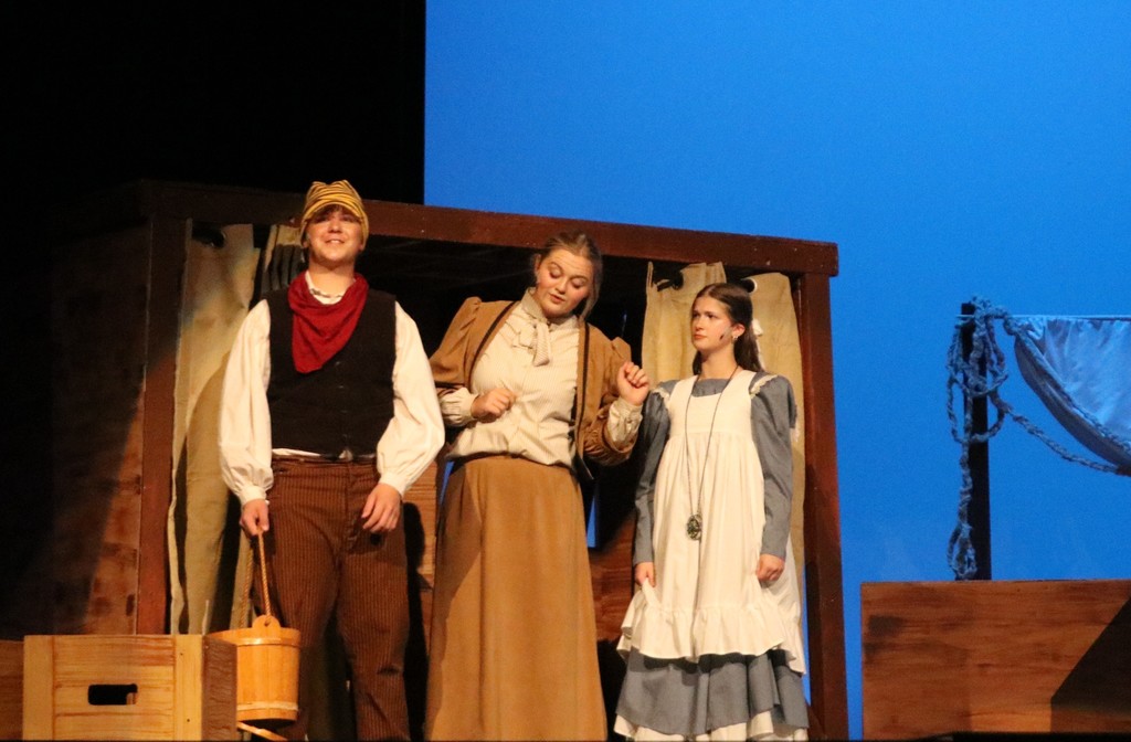 THS production of Peter and the Starcatcher.