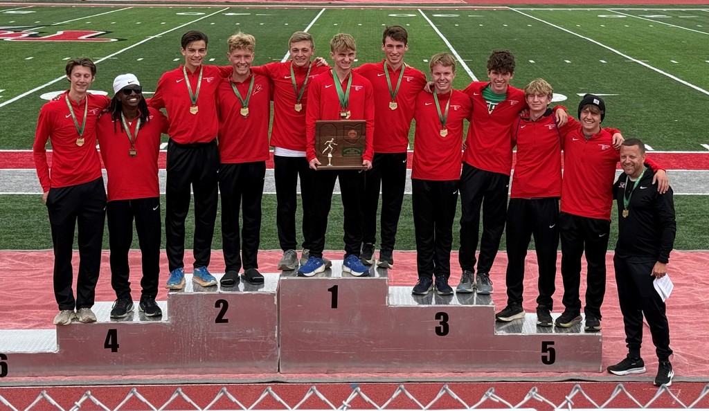 Tippecanoe High School Cross Country team.