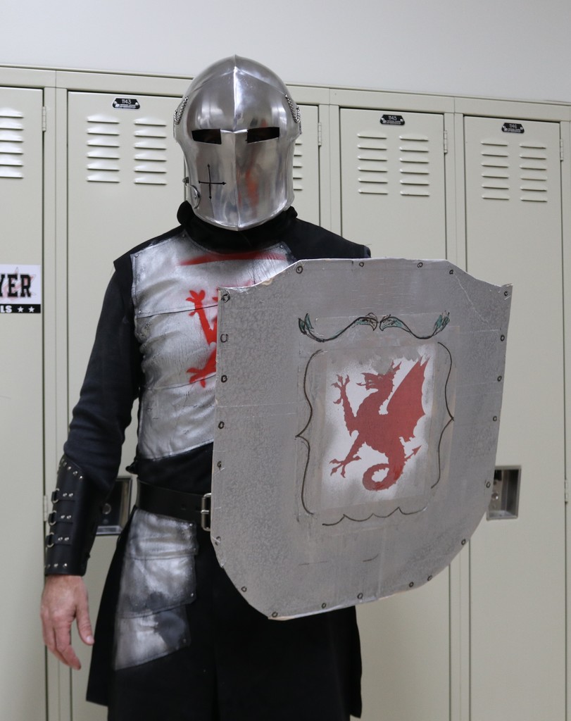 THS staff and students dressed up in Halloween costumes.