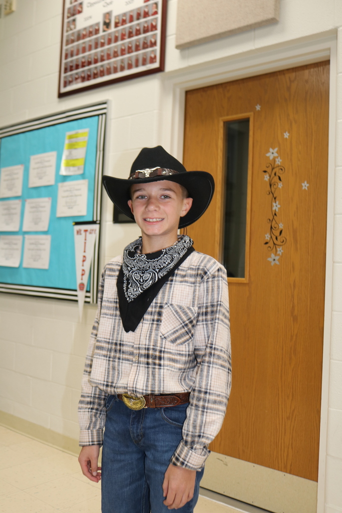 Fourth grade students before their fall performance at the Center for Performing Arts.