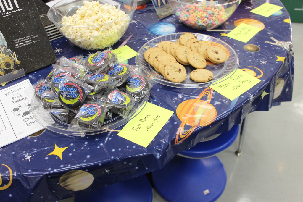 Snacks for the outer space Book Tasting. 