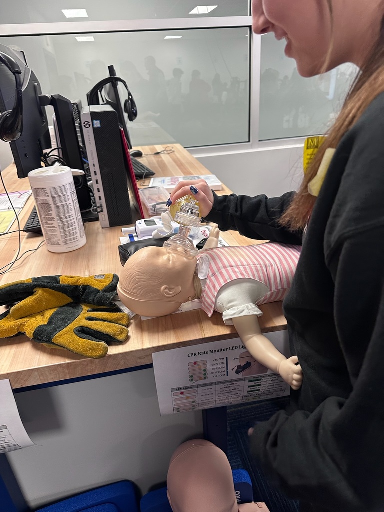 TMS students explore educational and career options at MVCTC.