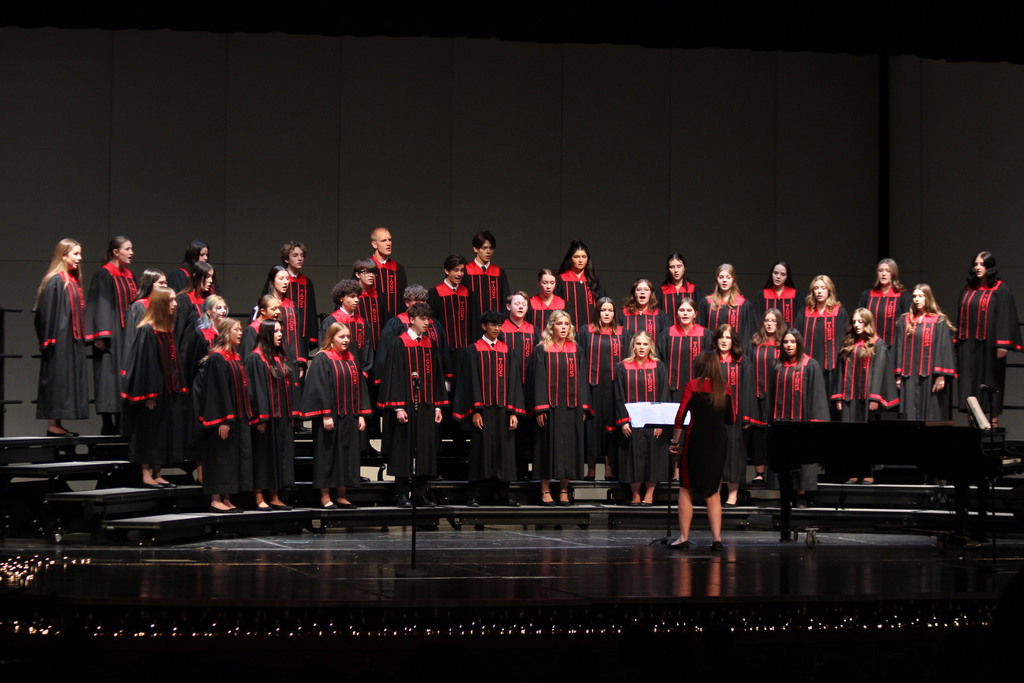 THS choirs perform their holiday concerts.