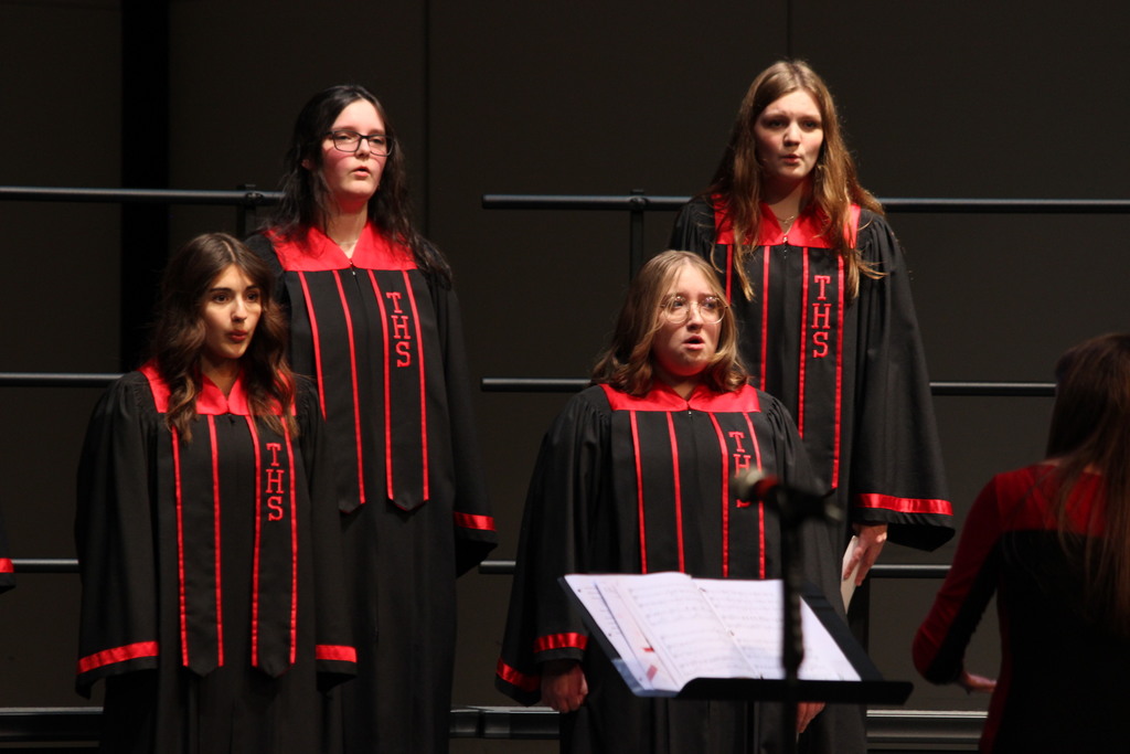THS choirs perform their holiday concerts.