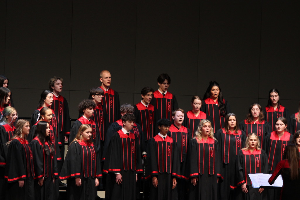 THS choirs perform their holiday concerts.