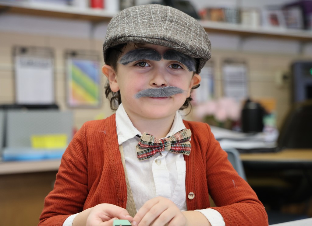On the 100th day of kindergarten you dress up to look like your future self!
