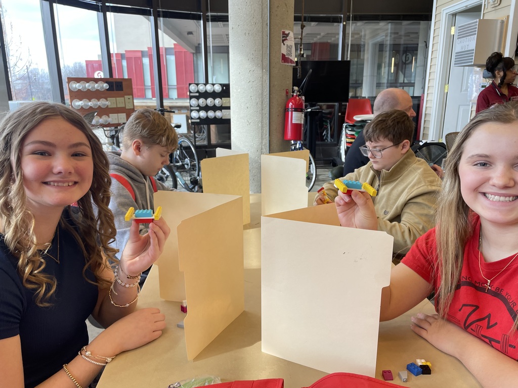 TMS students work on a STEM lab at Sinclair Community College.