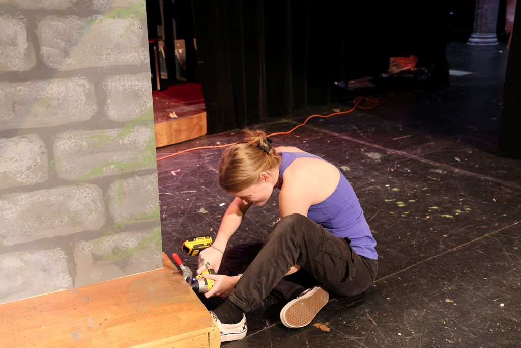 Building part of the set. 