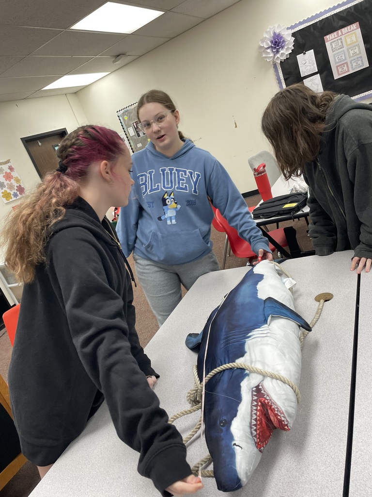 TMS students learn about  sharks and marine animals during a Lunch and Learn.